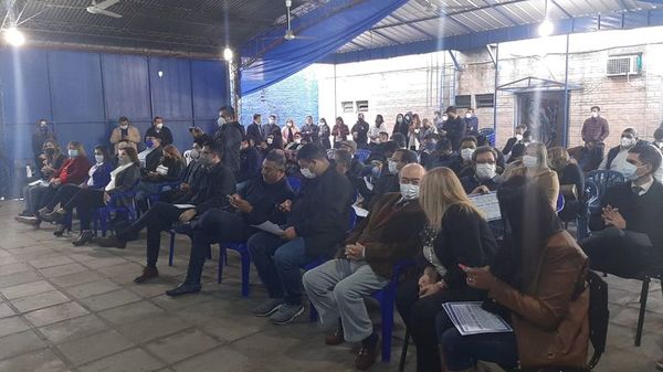 Proclamados urgen unidad en el PLRA y Alegre vuelve a aplazar la sesión liberal - Nacionales - ABC Color