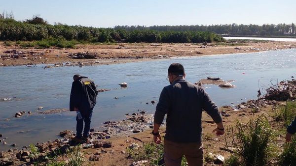 Fiscalizan denuncia de efluentes en Mburicaó