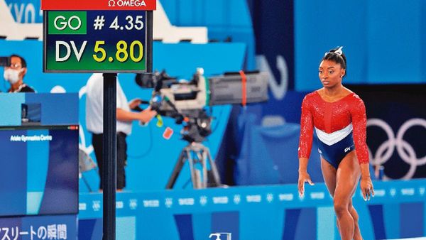 Simone Biles habla y libera  presión