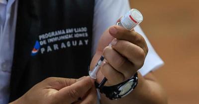 Salud tiene como meta vacunar al 60% de la población antes de fin de año