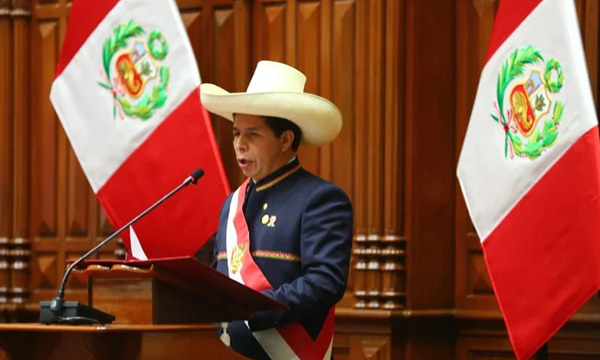 Pedro Castillo asume como presidente y anuncia plan para reformar la Constitución de Perú - OviedoPress