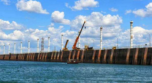 ITAIPU garantiza producción de energía pese a la bajante histórica del río Paraná