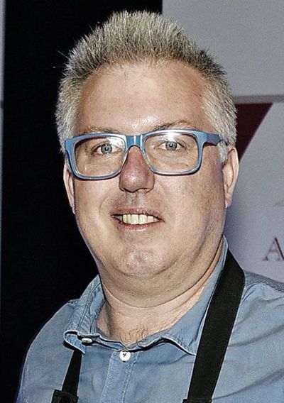 Exigir carnet de vacunación en locales cerrados aún no corresponde, según representante de gastronómicos - La Primera Mañana - ABC Color