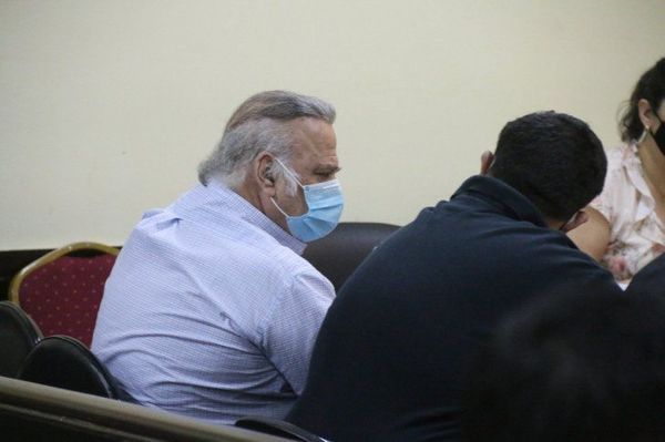 Fiscalía pide 10 años de cárcel para Óscar González Daher y su hijo