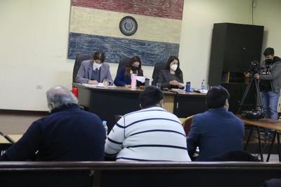 Piden 10 años de prisión para exsenador Óscar Gonźalez Daher y su hijo