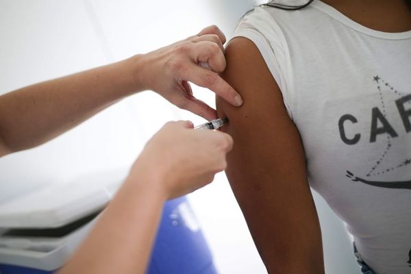 Salud quiere llegar a 1.500.000 vacunados con ambas dosis en agosto - Nacionales - ABC Color