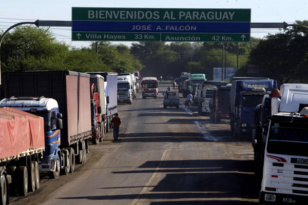 Paraguay solicitó a Argentina flexibilización de pasos fronterizos terrestres