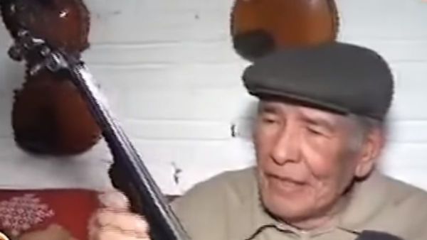 Don Isabelino, el luthier itapuense que fabrica y embellece violines