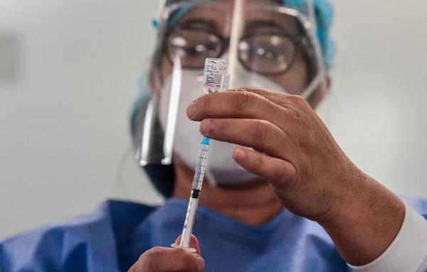 ¡Podés recibir en simultáneo vacunas anticovid y antigripal!