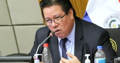 La Nación / Ex contralor Enrique García enfrentará juicio oral y público