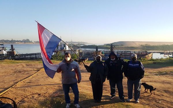 Isla San Francisco: pescadores demandan y piden resarcimiento de US$ 35 millones - Nacionales - ABC Color