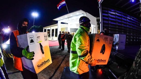 Llega a Paraguay el tercer lote de vacunas compradas a Pfizer