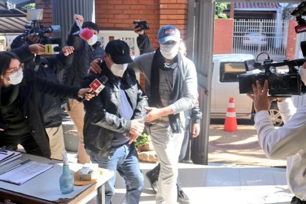 Imputan a padre e hijo, presuntos implicados en la mega carga de cocaína incautada