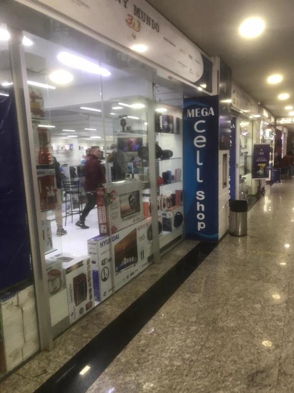 Turistas siguen siendo estafados en comercios de Ciudad del Este - La Clave