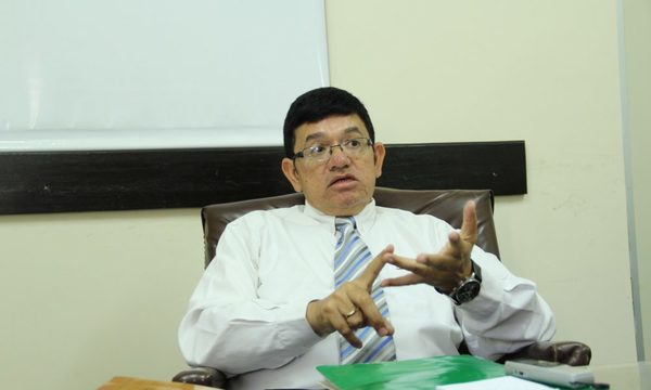 Luis Salas: “En Paraguay hay más afiliados que electores”