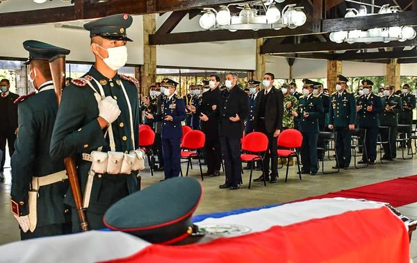 Presidente Mario Abdo expresó sus condolencias a familiares de militares fallecidos en atentado