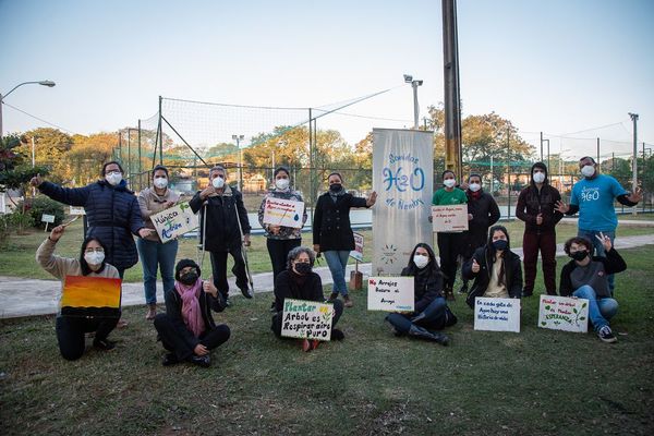 Jóvenes voluntarios encabezaron una minga ambiental
