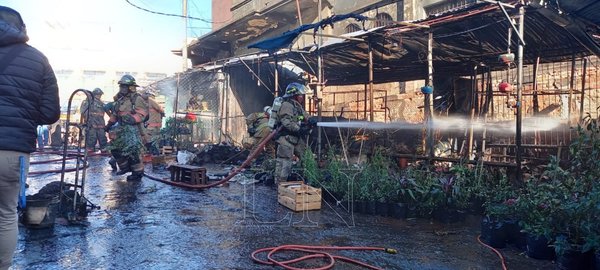 Gobierno asiste familias afectadas por incendio