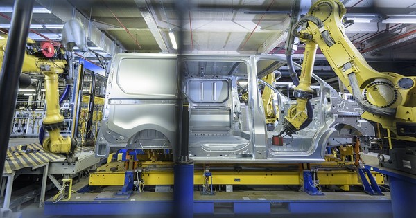 La Nación / La escasez de chips lastra la producción automóvil británica