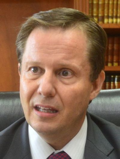 Ministro de la Corte solicitó a Alliana su inmediata exclusión de la lista de afiliados a la ANR - Nacionales - ABC Color