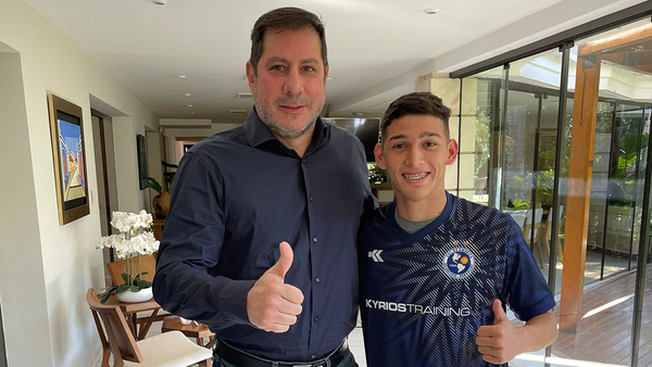 Sol ficha otro futbolista antes del cierre del libro de pases