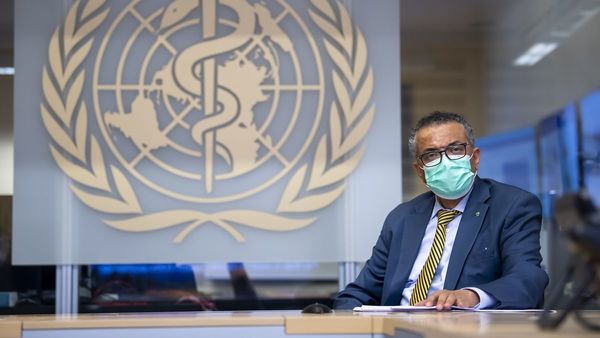 Casos de Covid-19 se duplicaron en gran parte del mundo en último mes