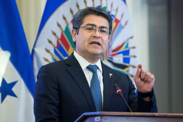 El presidente de Honduras viaja a México a promover inversiones en turismo - MarketData