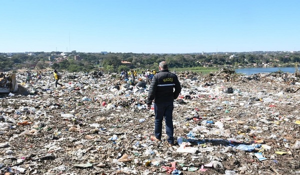 Municipalidad de Asunción fue intervenida por mal manejo de residuos en Cateura