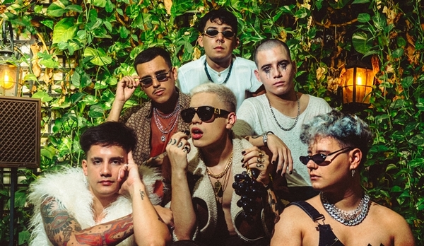 "Caja Blanda" lanza canciones "Parachiguar" - Teleshow