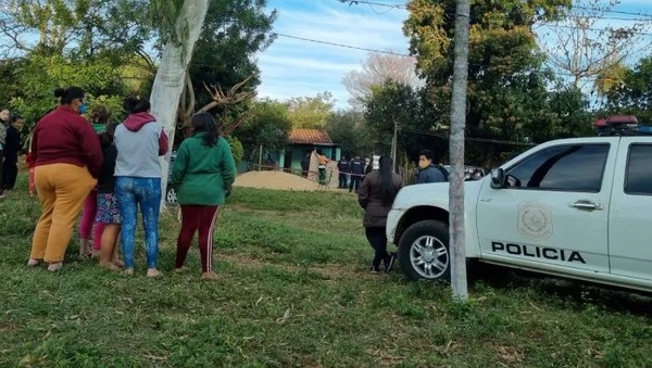 Mujer muere y su hija queda herida tras ser apuñaladas - Noticiero Paraguay