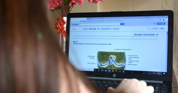 La Nación / Denuncian falta de previsibilidad e improvisación en cursos virtuales de capacitación docente