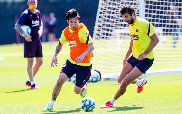 Piqué: “Estamos esperando que Messi firme la renovación y tenerlo con nosotros” - Fútbol Internacional - ABC Color