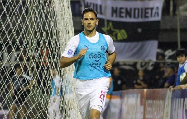 El recuerdo de Roque por su vuelta al fútbol paraguayo