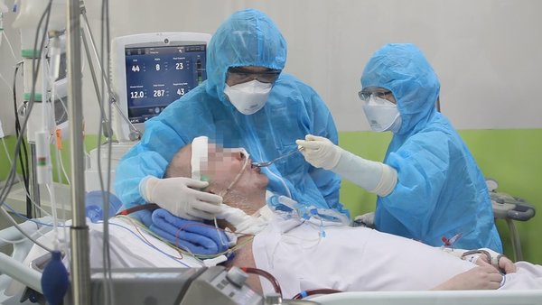 Covid: Salud confirma 53 fallecidos y 1.264 internados, de los cuales 310 están en terapia