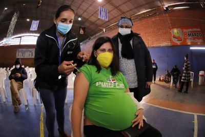 Desde el lunes aplicarán segunda dosis de la Pfizer sin considerar terminación de cédula de identidad