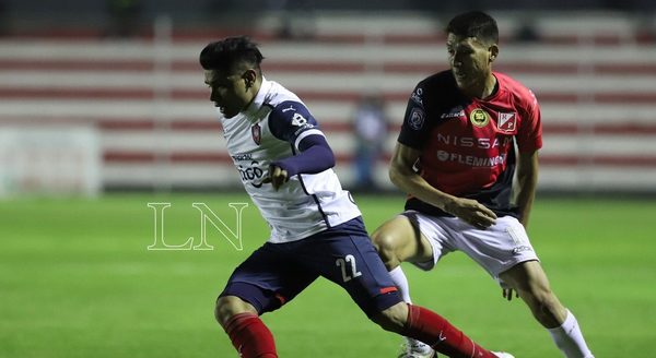 River se mantiene como líder e invicto luego de igualar con Cerro