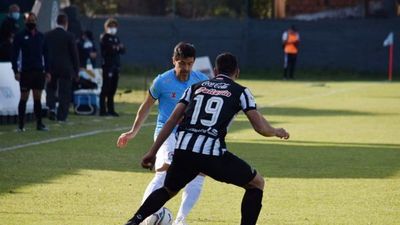 Resi  empató en la Chacarita y  el líder  visita hoy a Trinidense