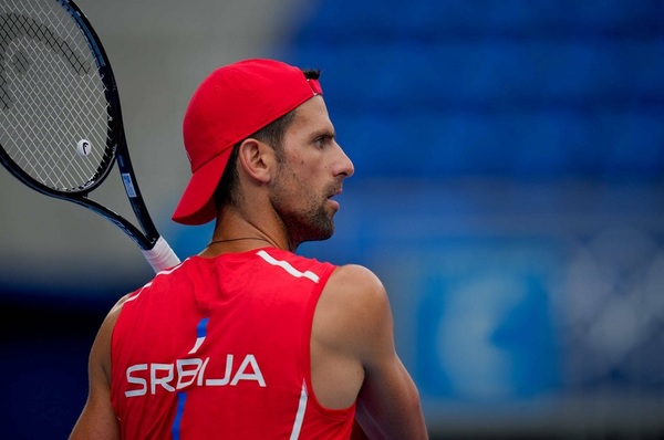 Djokovic cae ante Carreño y se despide de Tokio sin medalla