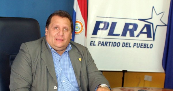 La Nación / Falleció el diputado Salinas