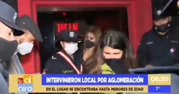 La Nación / ¡Descontrol!: intervienen local nocturno con 70 personas aglomeradas, incluso menores de edad