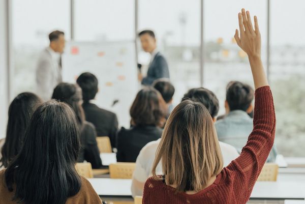 La educación y sus efectos en la economía de las empresas - MarketData
