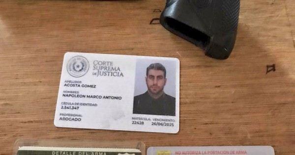 La Nación / Megacarga de cocaína: abogado de imputados intentó ingresar armado al lugar de reclusión de sus clientes