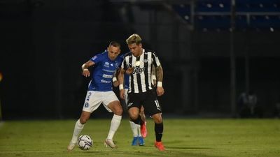 Libertad y Sol igualan en gran juego