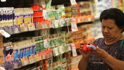 Disparada de precios de alimentos desajusta economía familiar