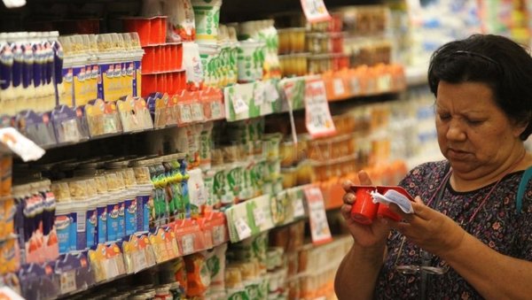 Disparada de precios de alimentos desajusta economía familiar