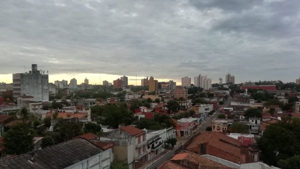Clima frío por la mañana y una tarde cálida, anuncia Meteorología