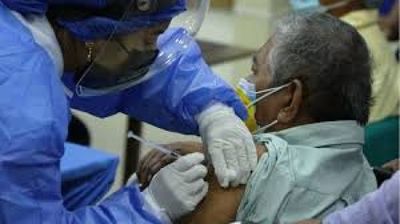 Ecuador: más del 50% de la población ya recibió al menos una dosis