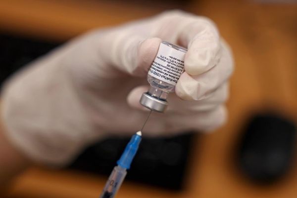 Pfizer y Moderna suben el precio de sus vacunas anticovid - Mundo - ABC Color