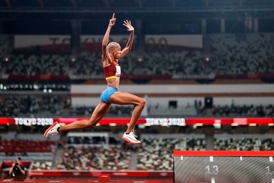 La imparable Yulimar Rojas impuso un nuevo récord olímpico y mundial - Megacadena — Últimas Noticias de Paraguay