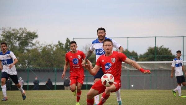 Comilona en apoyo al líder del torneo